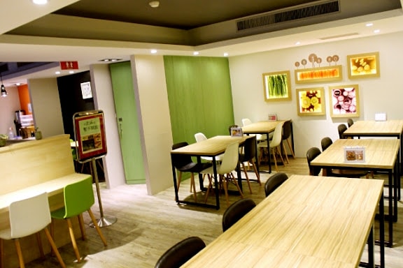 20251108-0m4j6 20251108-0m4j6