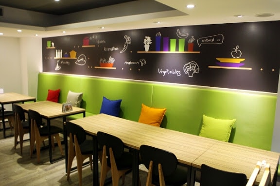 20251108-gz2ue 20251108-gz2ue