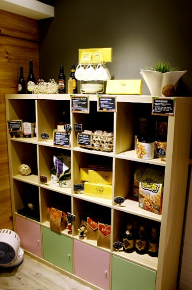 20251108-qc2qy 20251108-qc2qy