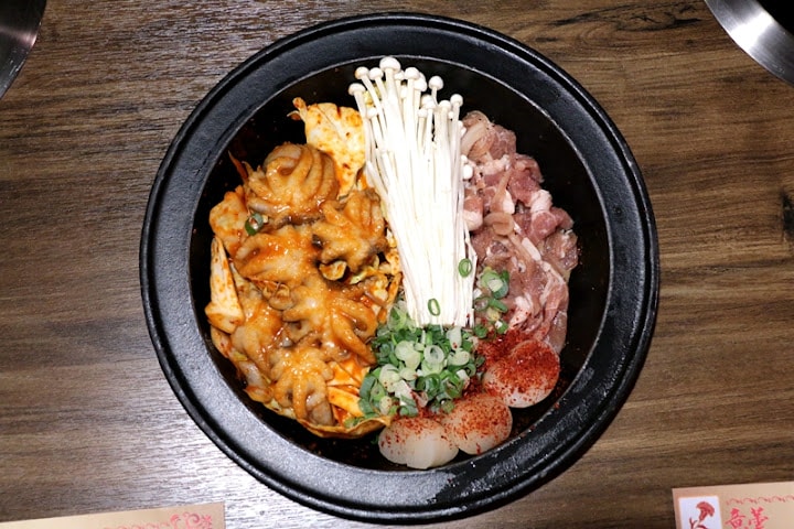 20251108-196vf 20251108-196vf