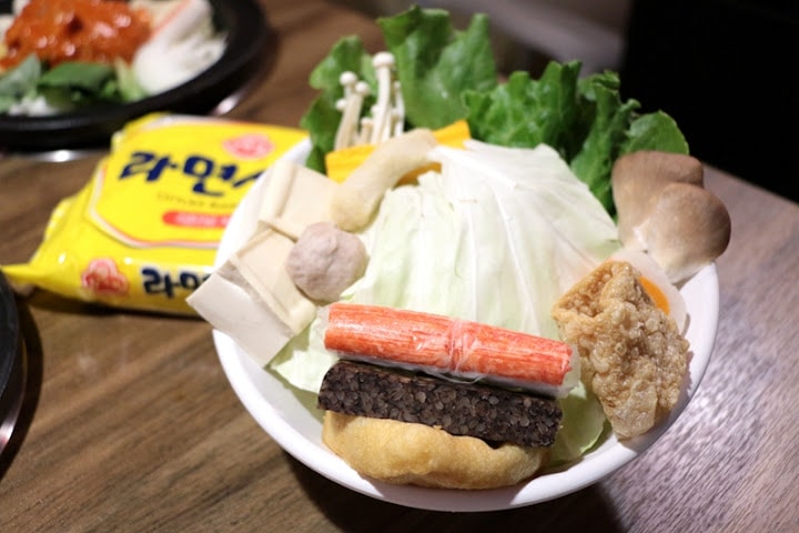 20251108-7dx1q 20251108-7dx1q