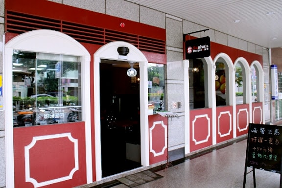 20251108-e6y4f 20251108-e6y4f