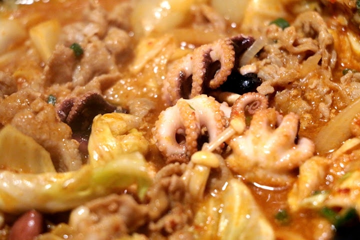 20251108-tk5kn 20251108-tk5kn