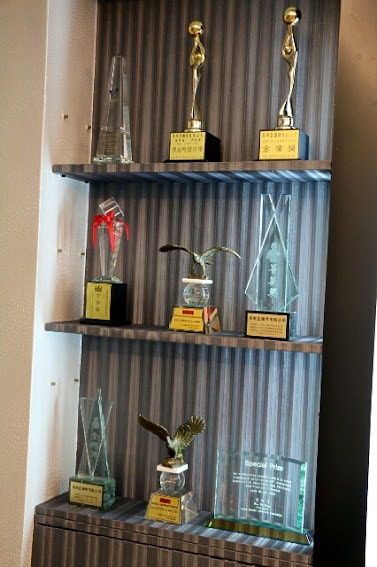 20251108-wvg82 20251108-wvg82