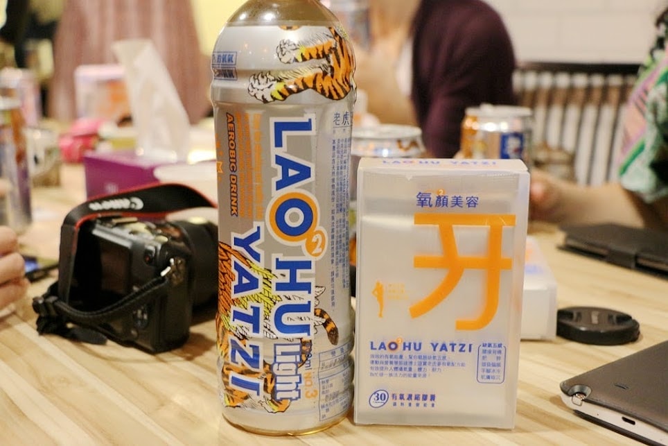 20251108-716n8 20251108-716n8