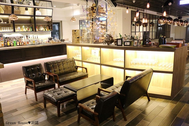 20251108-4d2eq 20251108-4d2eq