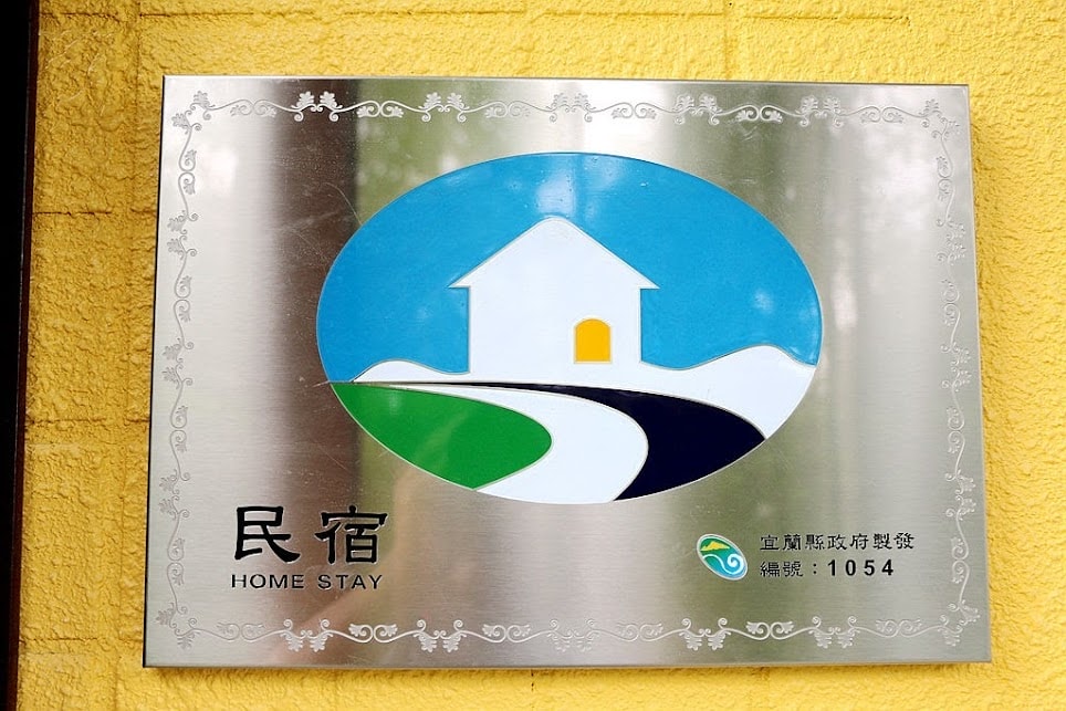 20251108-dxnx9 20251108-dxnx9