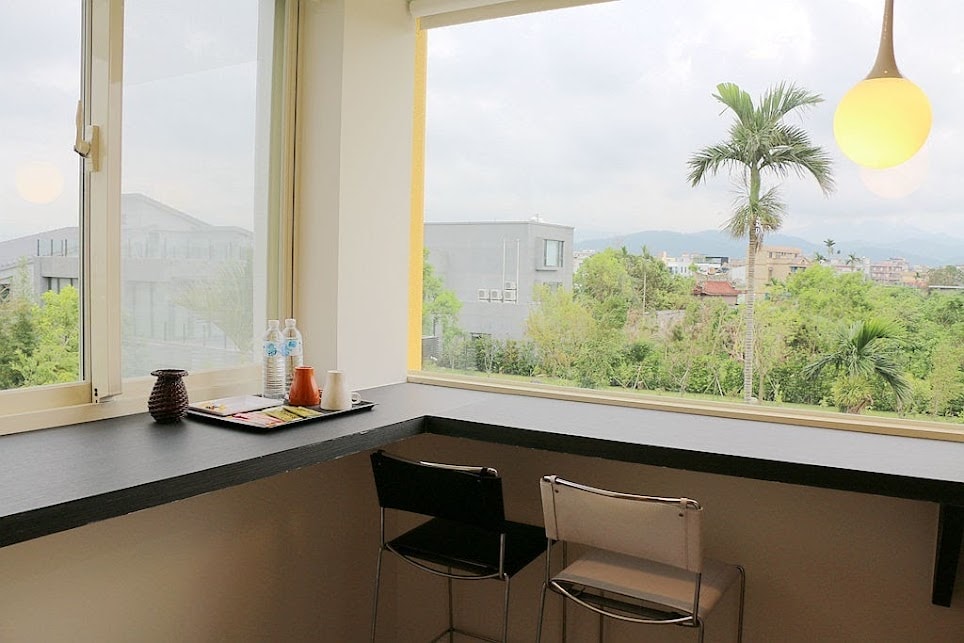 20251108-era83 20251108-era83