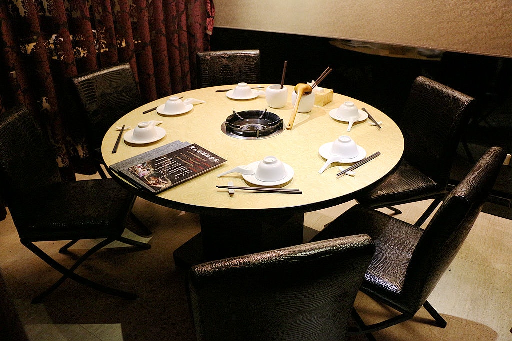 20251108-lhr0e 20251108-lhr0e