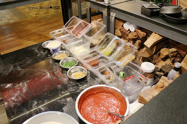 20251108-u2gha 20251108-u2gha