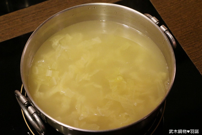 20251108-u4yio 20251108-u4yio