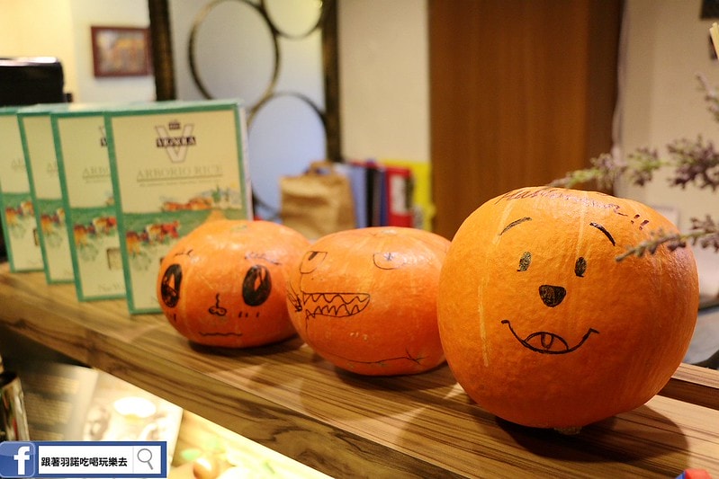 20251108-05p7y 20251108-05p7y