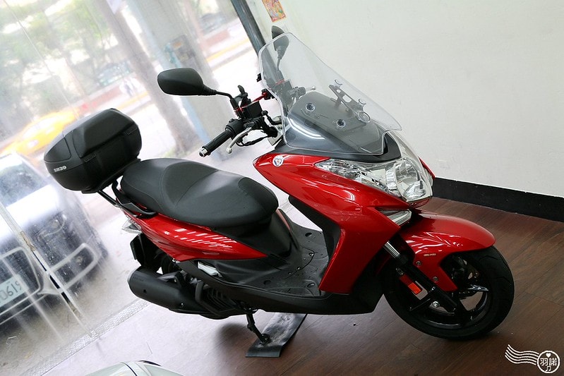 20251108-nljb8 20251108-nljb8