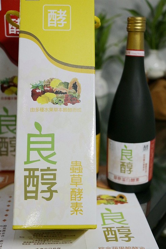 20251108-4pq4l 20251108-4pq4l