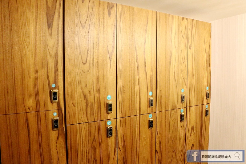 20251108-ehy3k 20251108-ehy3k