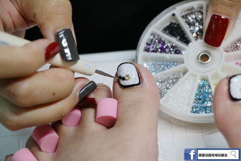 20251108-zug3m 20251108-zug3m