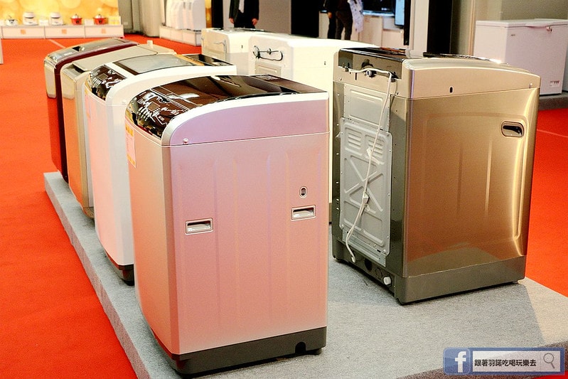 20251108-4zln0 20251108-4zln0