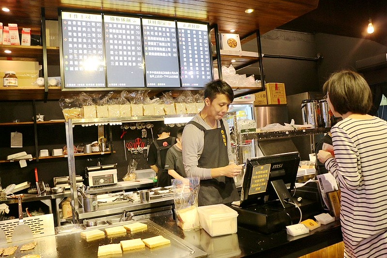 20251108-02rqe 20251108-02rqe