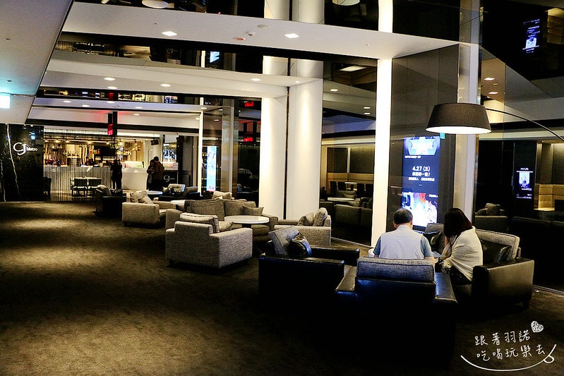 20251108-kzv61 20251108-kzv61