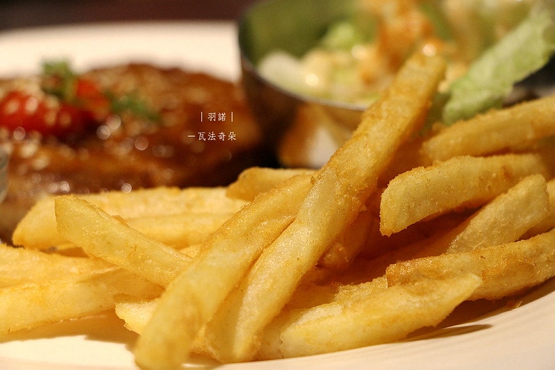 20251108-yc64x 20251108-yc64x