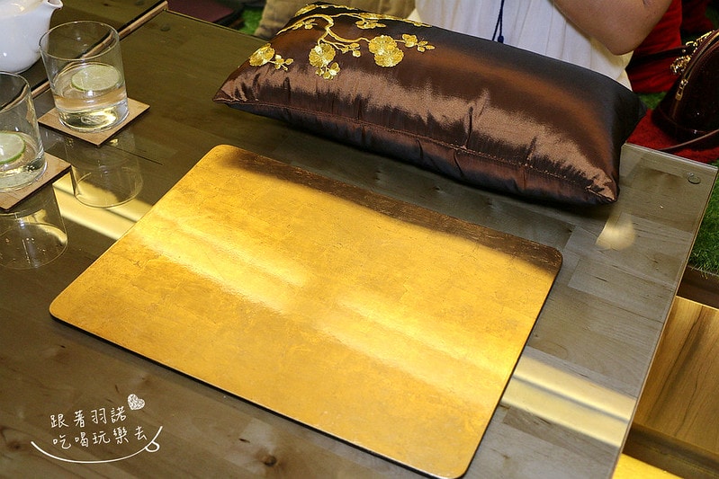 20251108-4lnvv 20251108-4lnvv