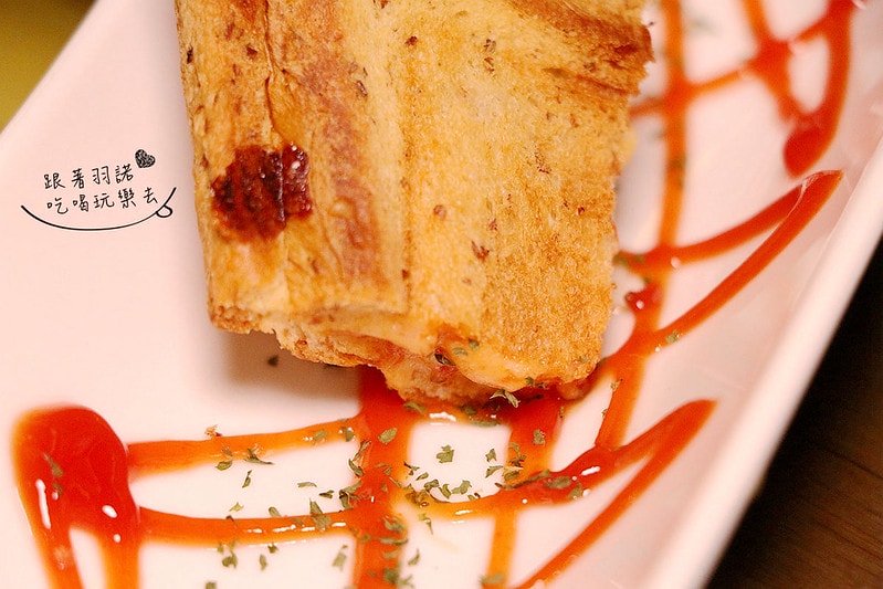 20251108-mz4uz 20251108-mz4uz