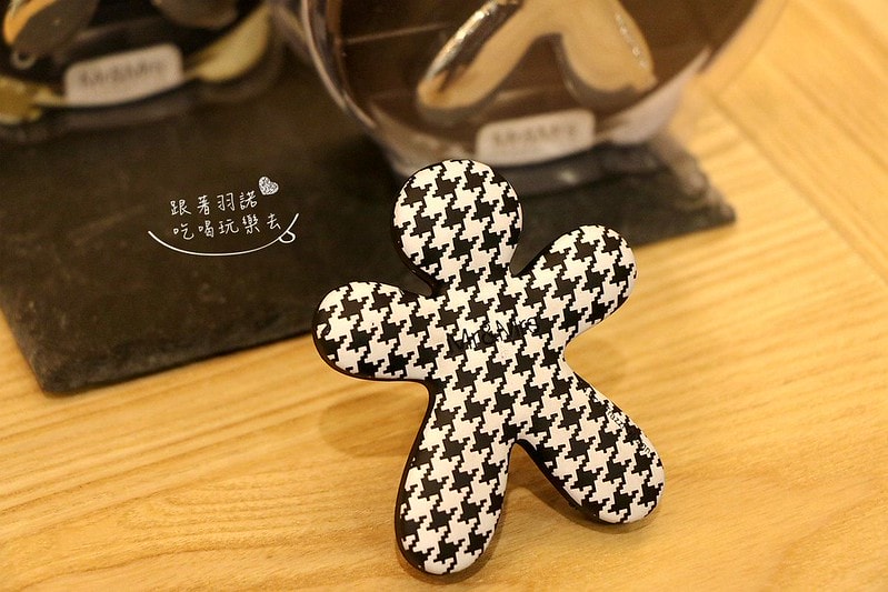 20251108-pzoxf 20251108-pzoxf