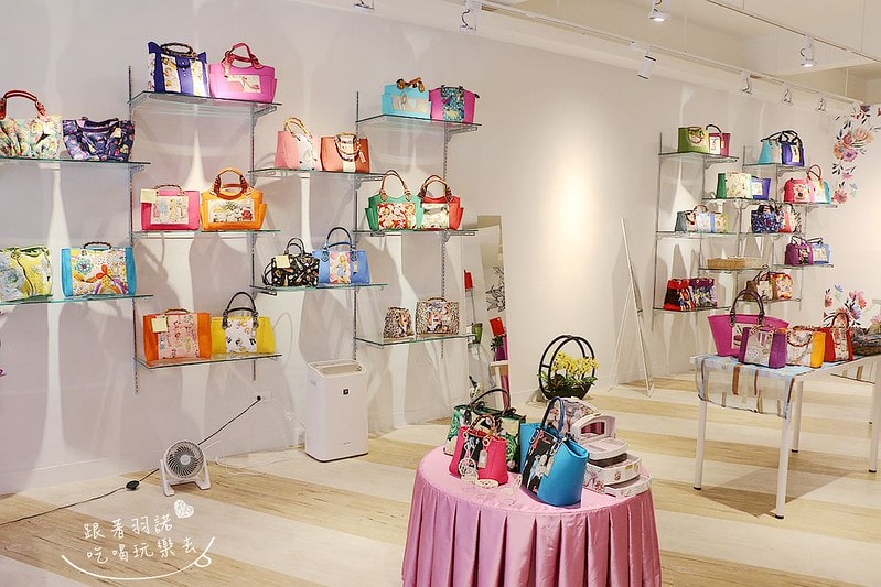 20251108-4fq6s 20251108-4fq6s