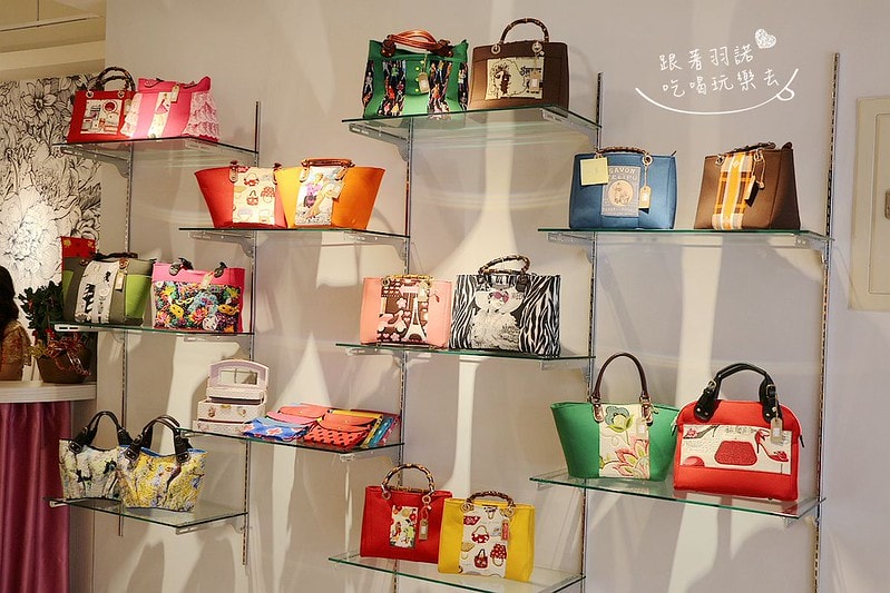 20251108-exy6w 20251108-exy6w