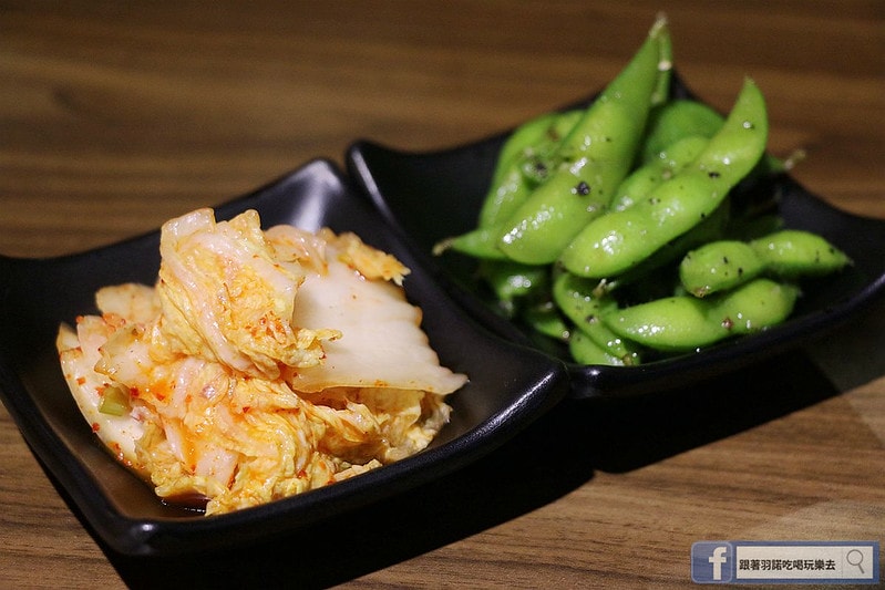 20251108-l9xha 20251108-l9xha