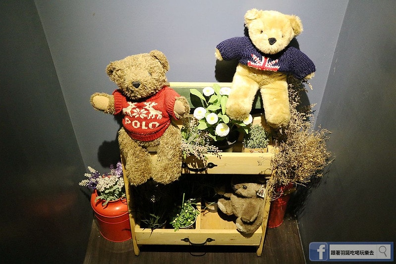 20251108-7qlyj 20251108-7qlyj