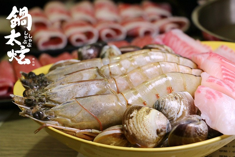 20251108-q0lhp 20251108-q0lhp