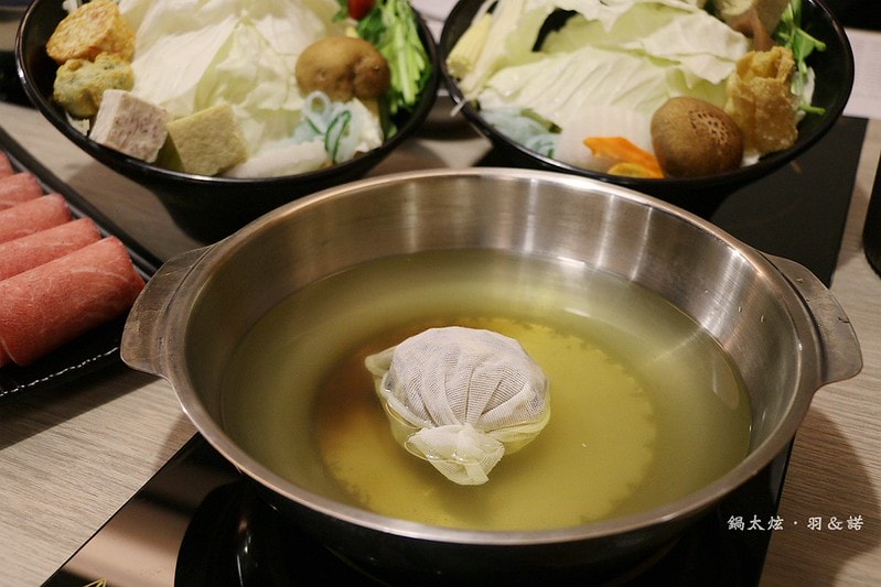 20251108-u4oyp 20251108-u4oyp