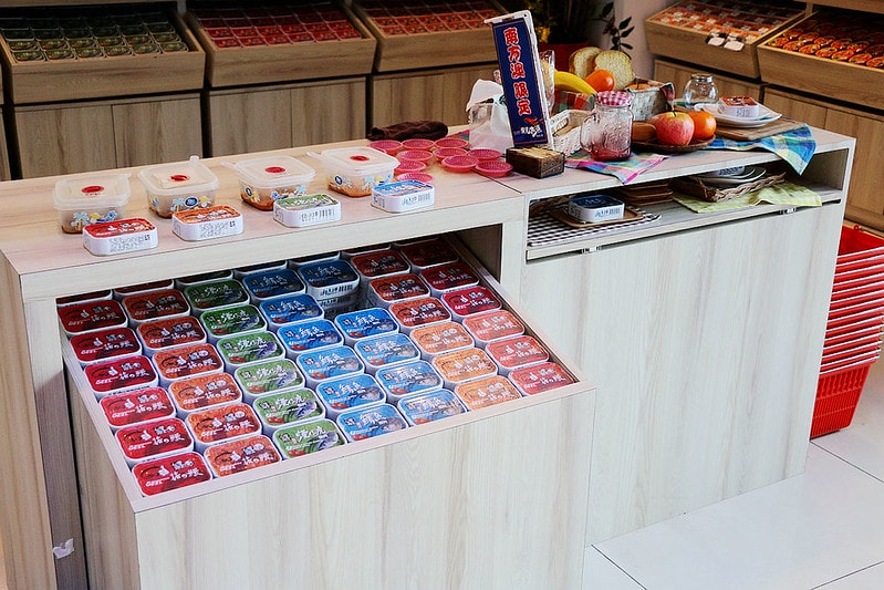 20251108-zqkkt 20251108-zqkkt