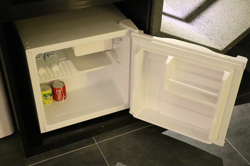 20251108-ue4ej 20251108-ue4ej