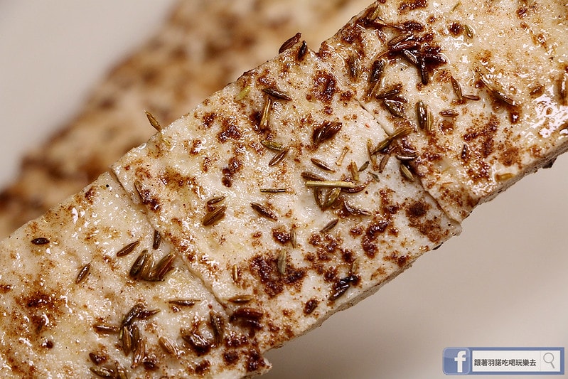 20251108-lgxr8 20251108-lgxr8