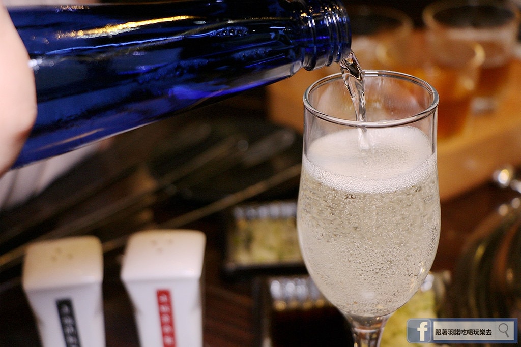 20251108-4wn7u 20251108-4wn7u