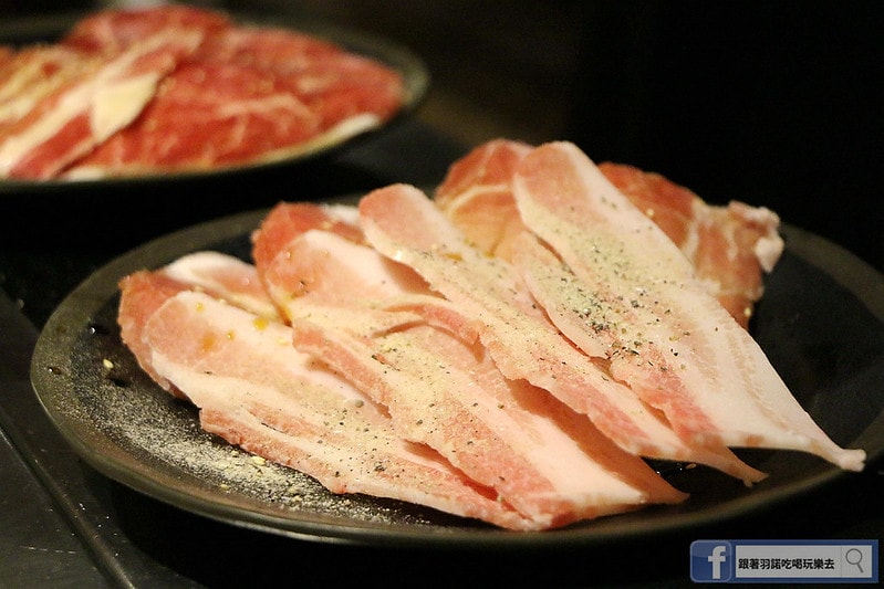 20251108-qi7tj 20251108-qi7tj