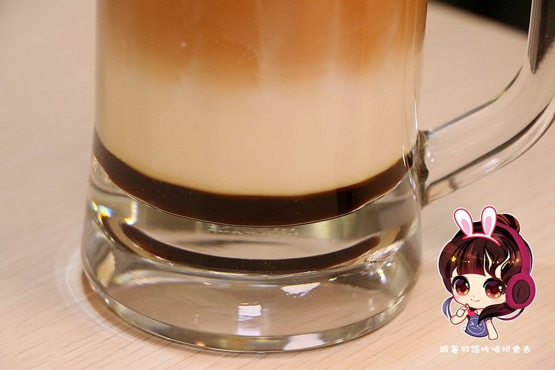 20251108-xz6pc 20251108-xz6pc