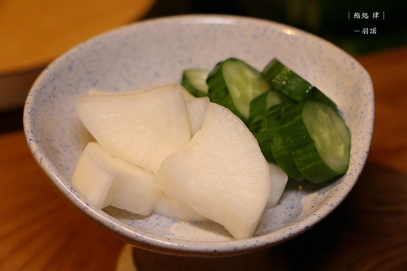 20251108-077z1 20251108-077z1