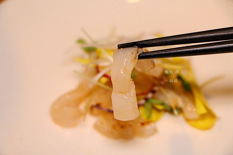 20251108-n4uxh 20251108-n4uxh