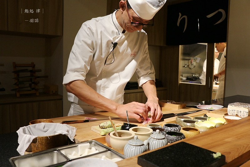 20251108-ux4pv 20251108-ux4pv