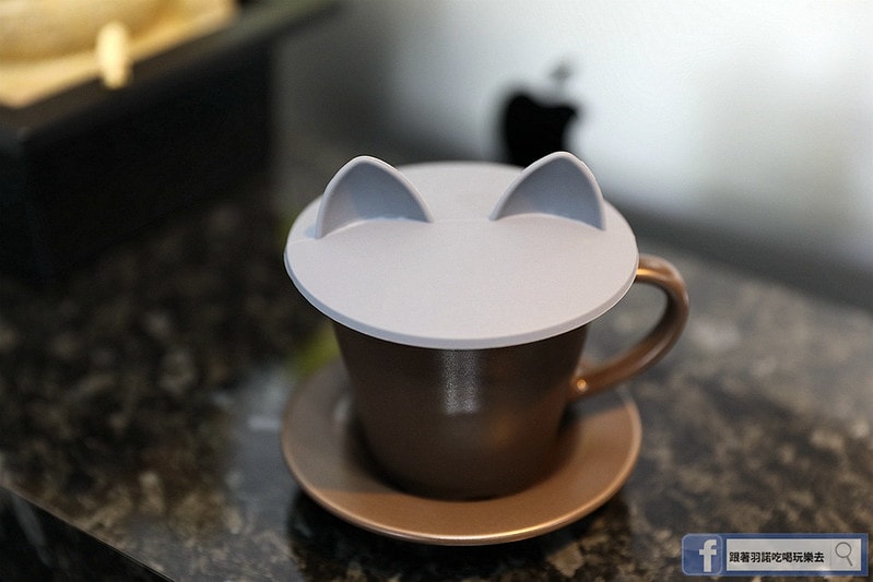 20251108-jlh1p 20251108-jlh1p