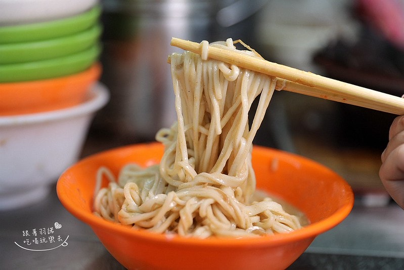 20251108-zj5ox 20251108-zj5ox