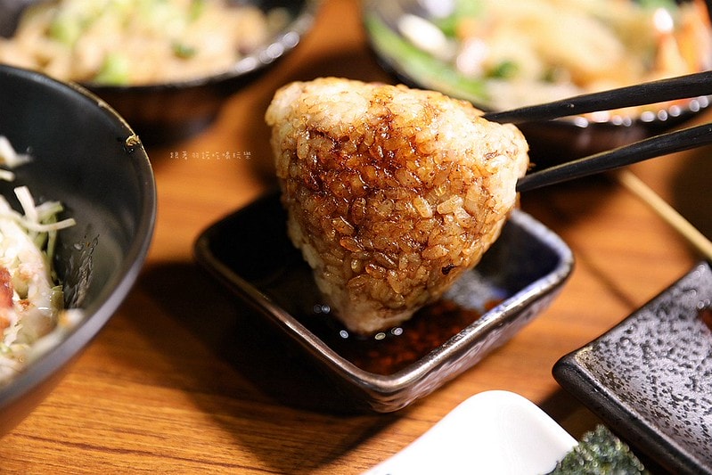 20251108-8l5ib 20251108-8l5ib