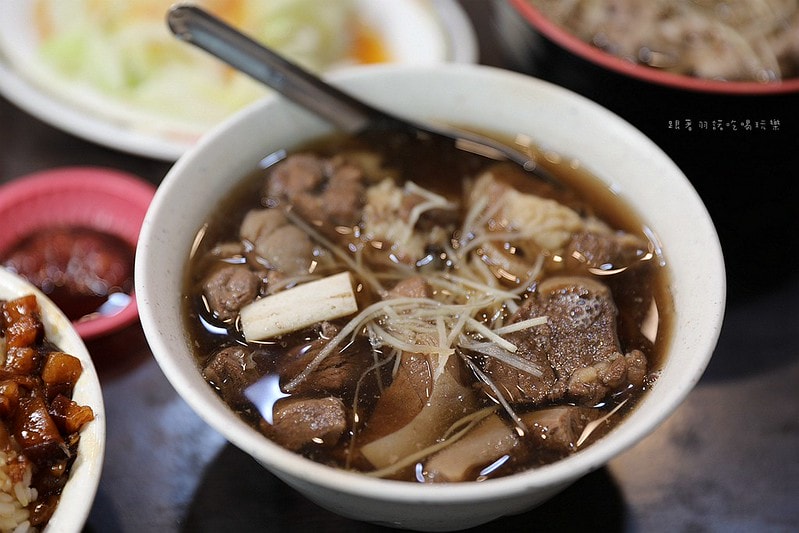 20251108-ddox9 20251108-ddox9