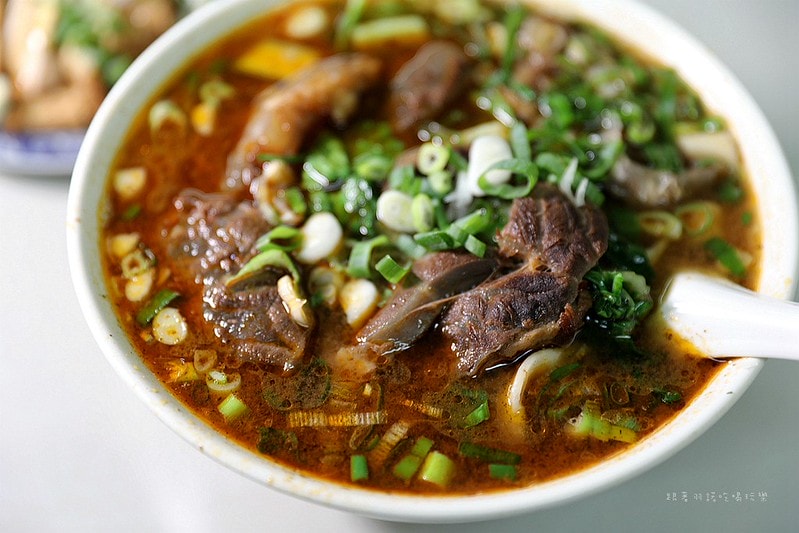 20251108-w9vu0 20251108-w9vu0