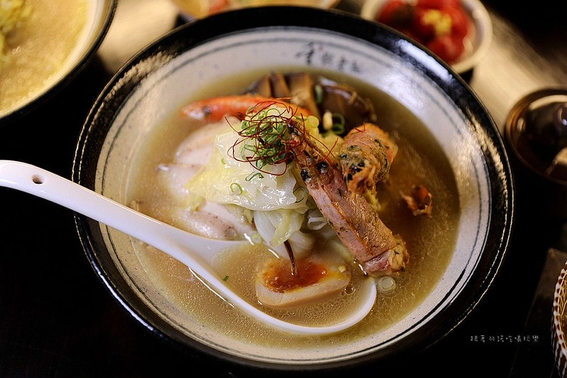 20251109-884wc 20251109-884wc