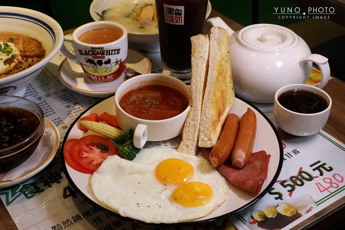 20251109-3b6ak 20251109-3b6ak