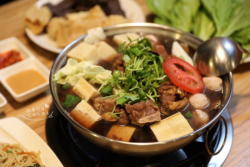 20251109-8w0co 20251109-8w0co